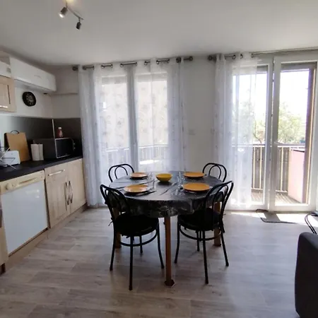 T3 Avec Climatisation Et Parking, Proche Plage, 4 Pers, Narbonne-plage - Fr-1-795-65 아파트 *