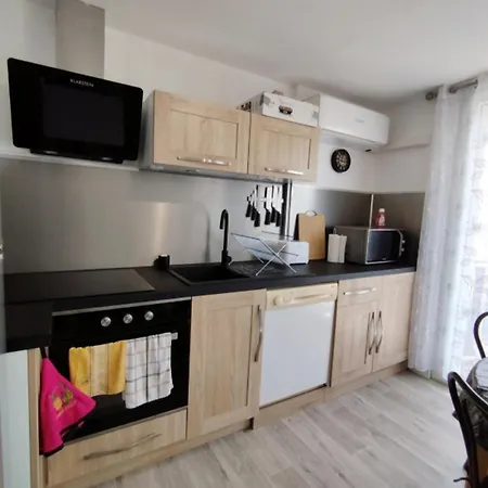 T3 Avec Climatisation Et Parking, Proche Plage, 4 Pers, Narbonne-plage - Fr-1-795-65 Narbona